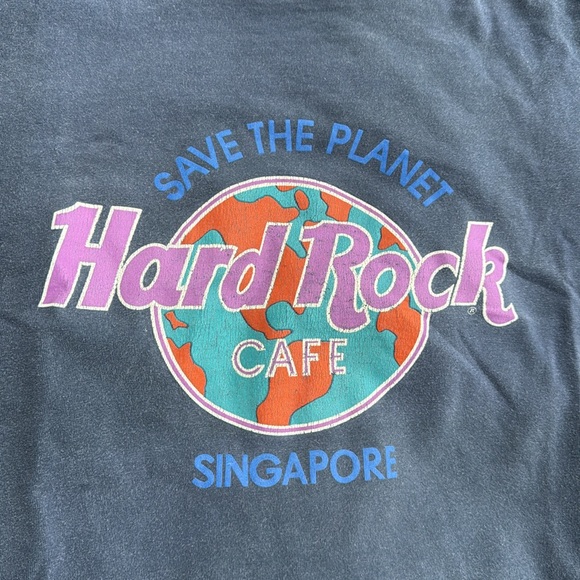 90’s Hard Rock Cafe Singapore Vintage T-Shirt - Picture 2 of 6